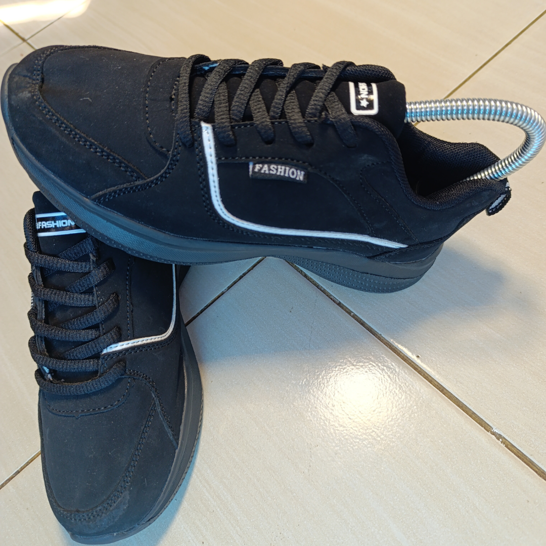 Black Street Classic Sneakers