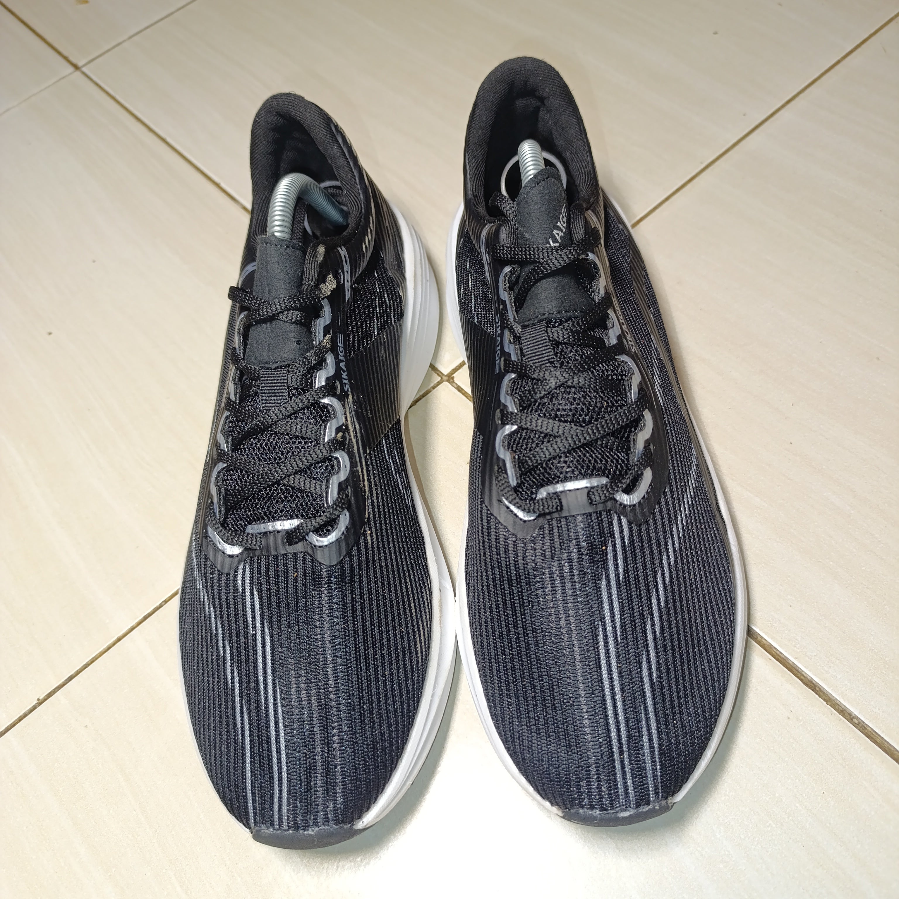 Black & White Lightweight Running Sneakers