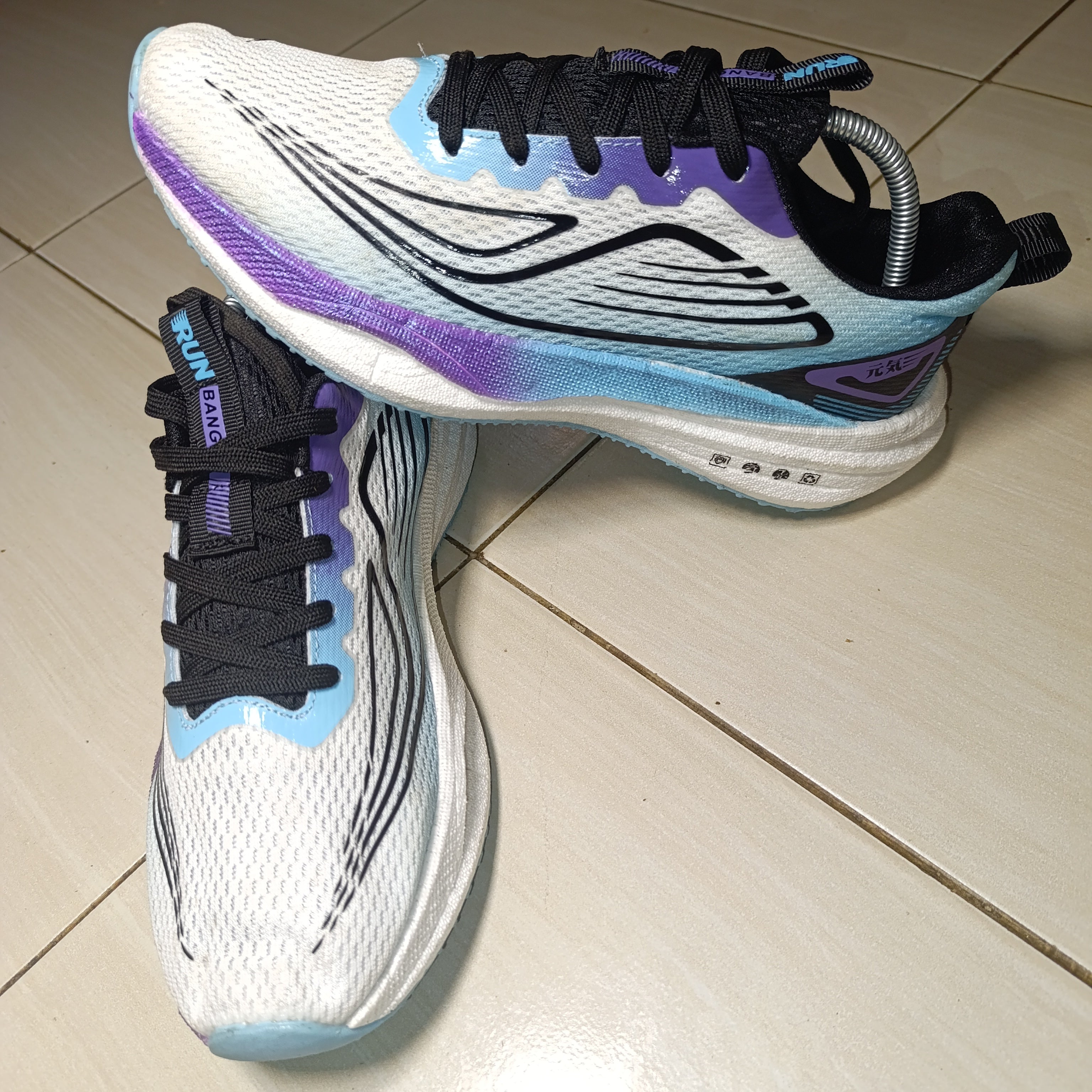Bang Run Performance Sneakers – White, Blue & Purple