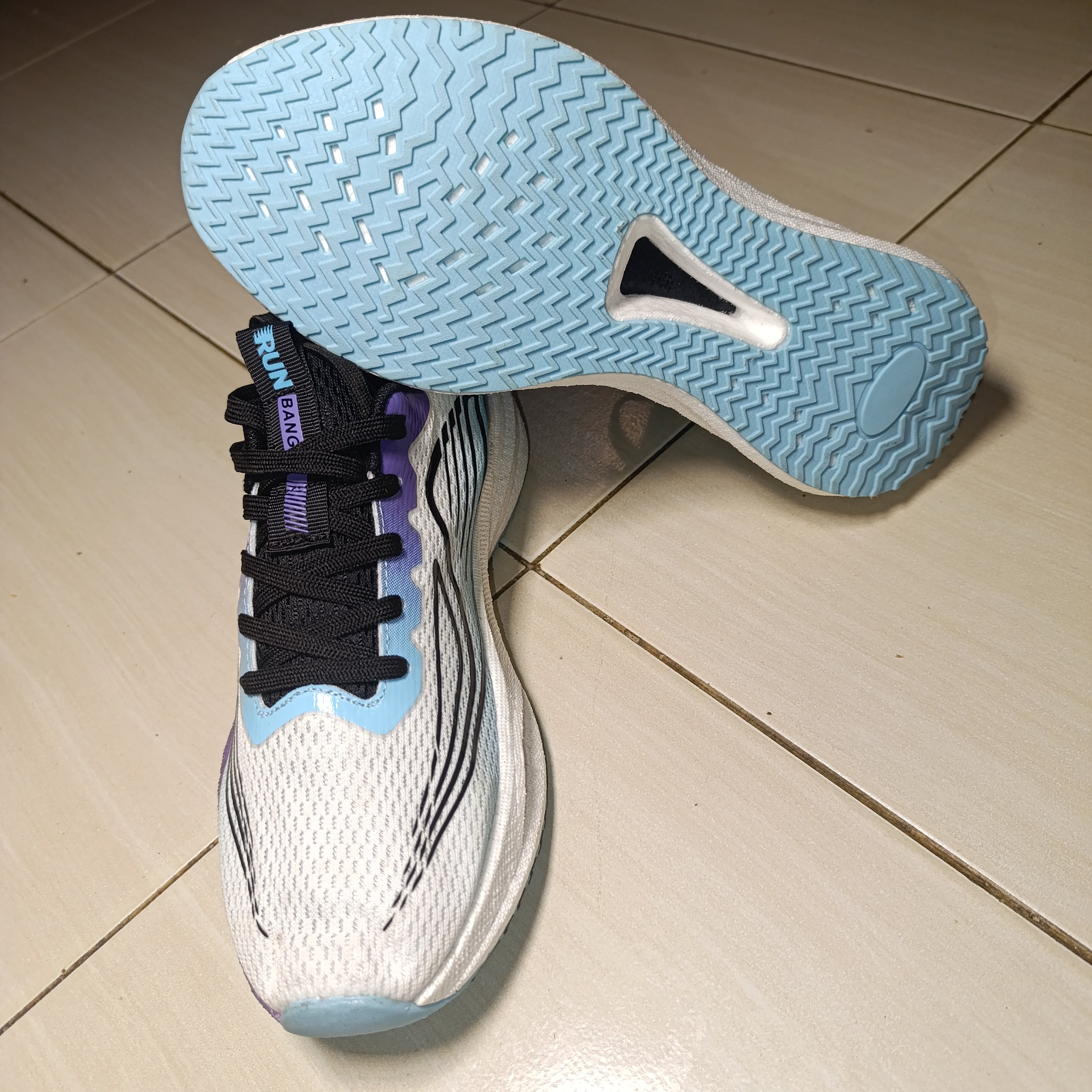 Bang Run Performance Sneakers – White, Blue & Purple