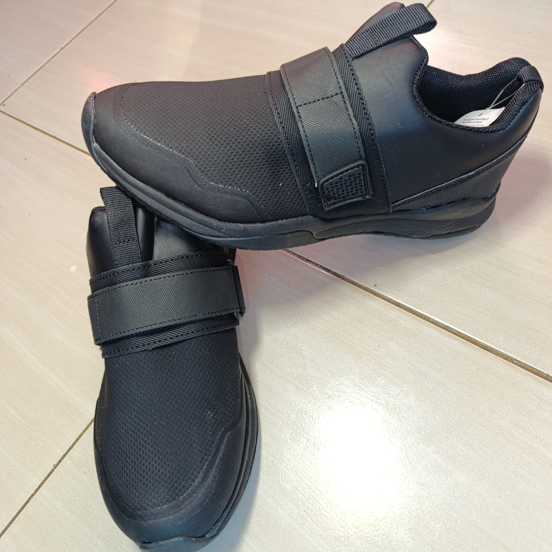 All-Black Slip-On Sneakers with Velcro Straps