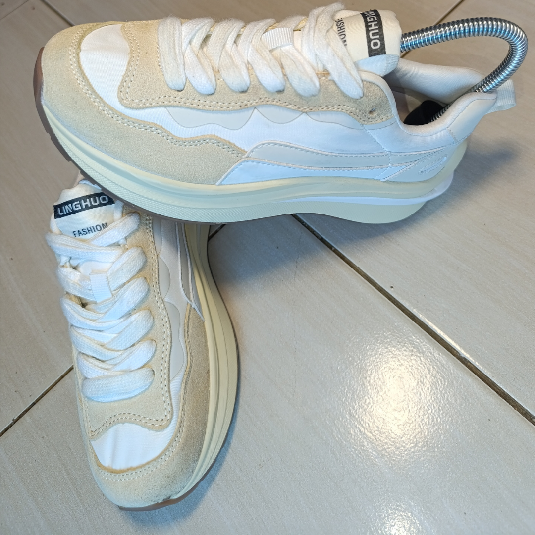 Beige & White Casual Sneakers – Chunky Sole Comfort