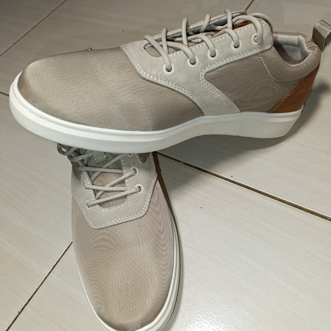 Beige Smart Casual Sneakers
